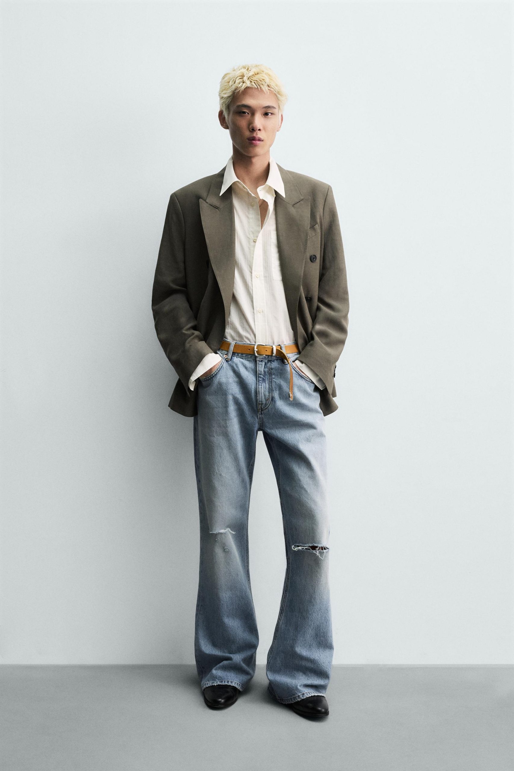 RIPPED FLARE FIT JEANS MARO - Ảnh 2