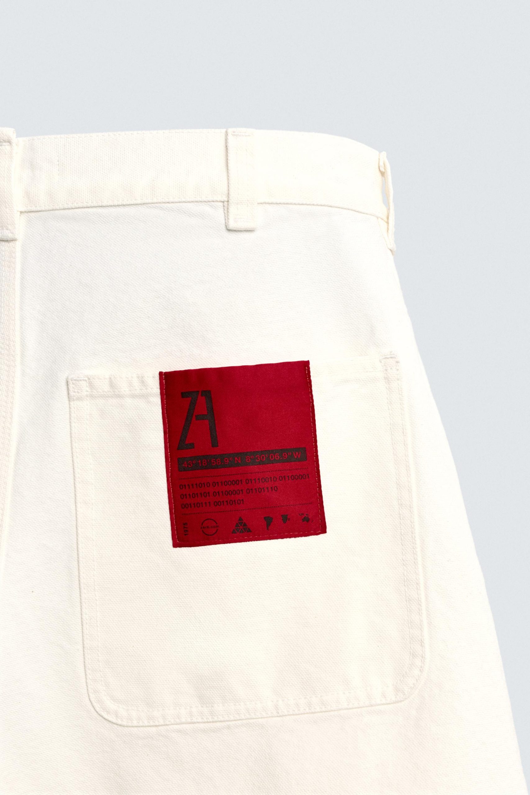BAGGY FIT DENIM BERMUDA SHORTS WITH PATCH MARO - Ảnh 2