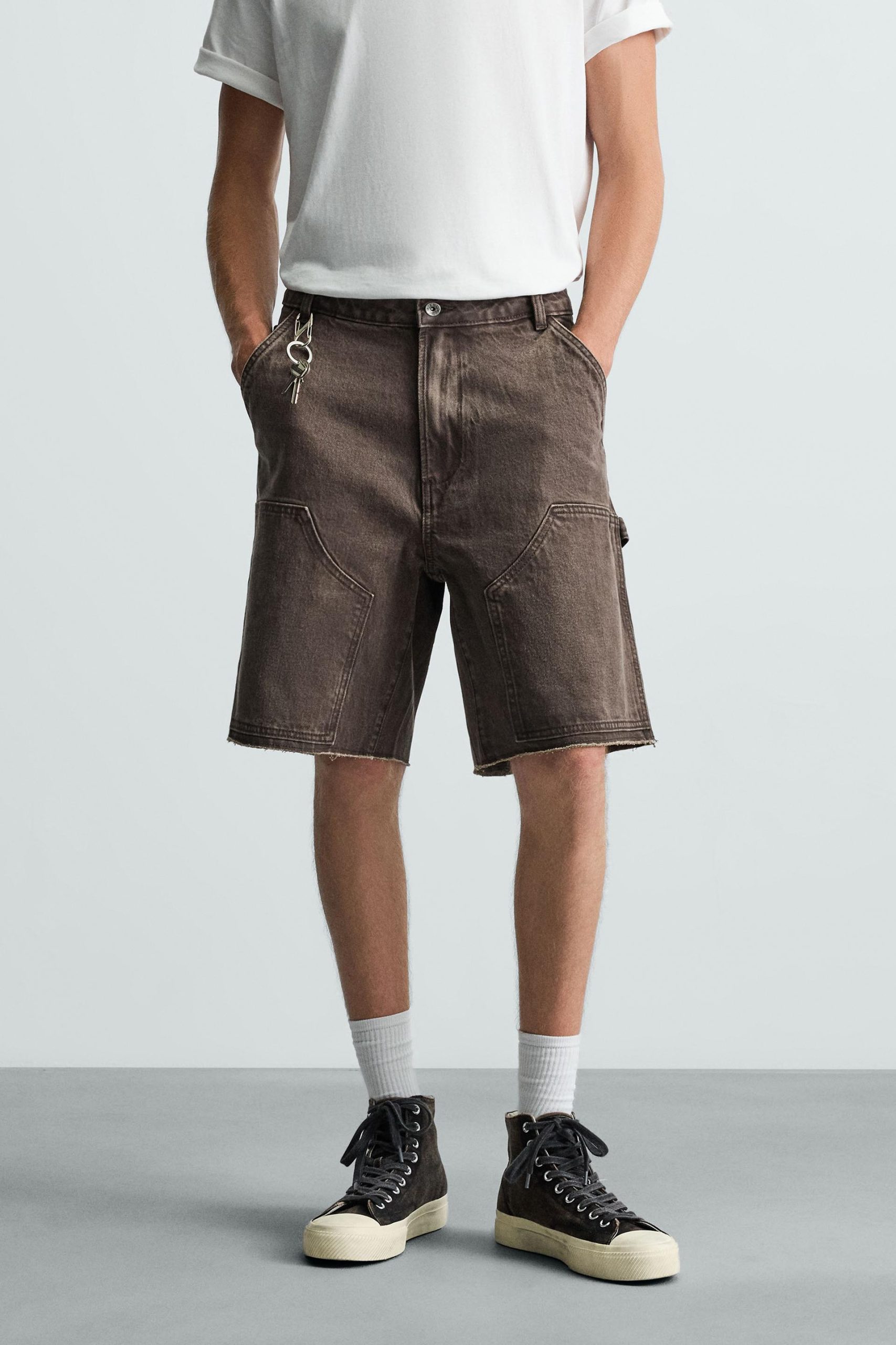 CARPENTER POCKET BERMUDA SHORTS MARO