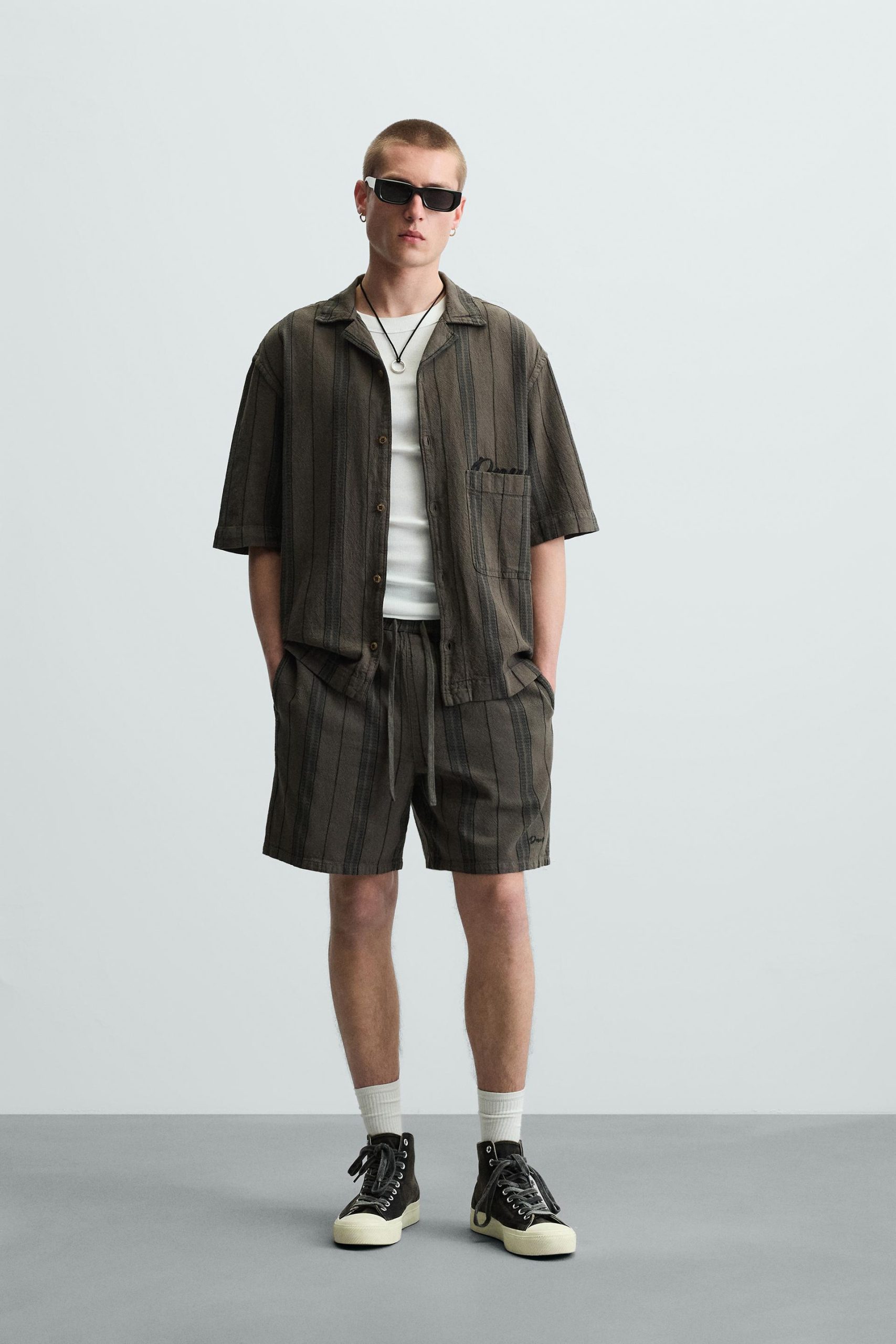 EMBROIDERED TEXTURED BERMUDA SHORTS MARO - Ảnh 9