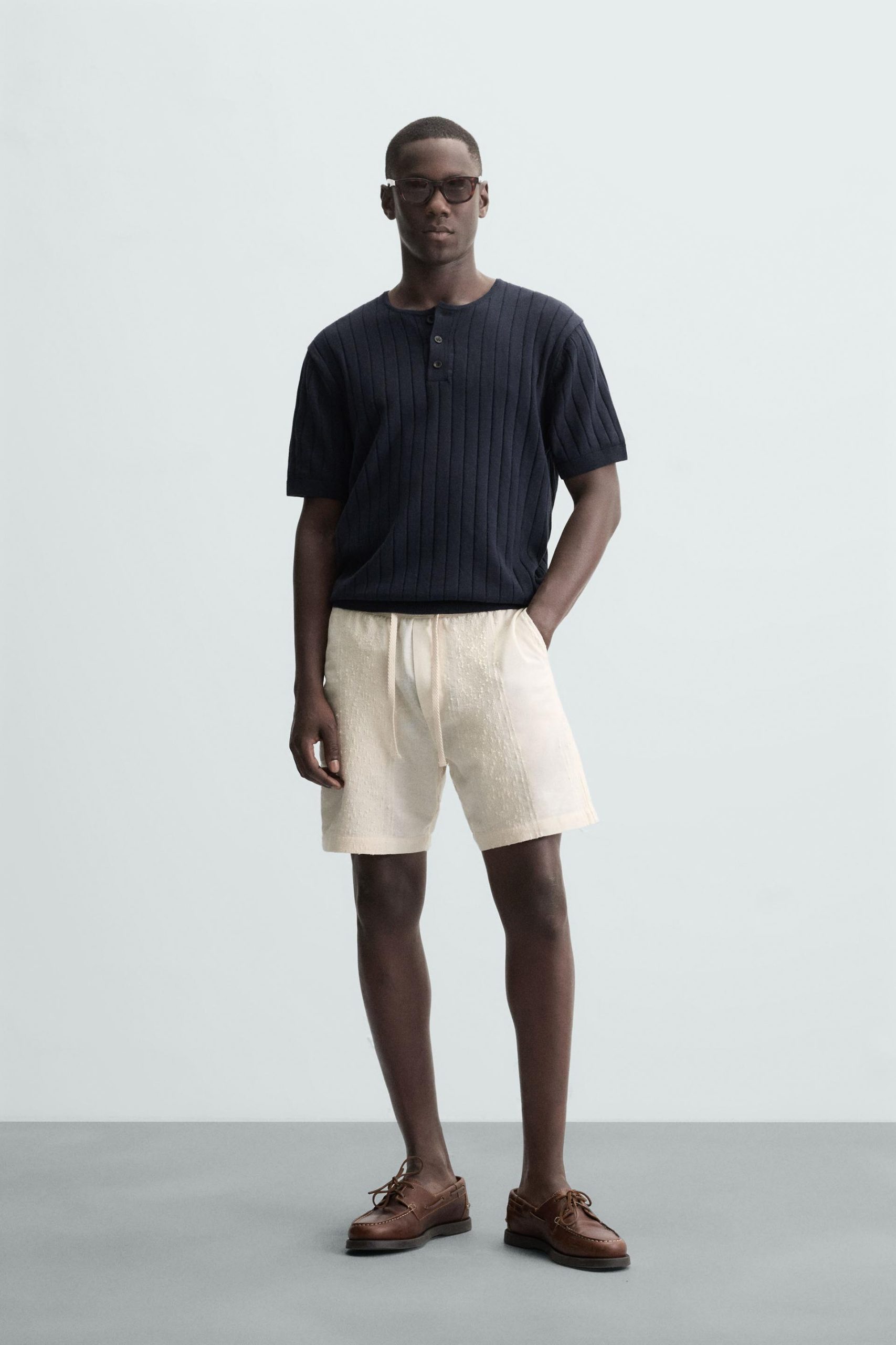 JACQUARD TEXTURED BERMUDA SHORTS MARO - Ảnh 9