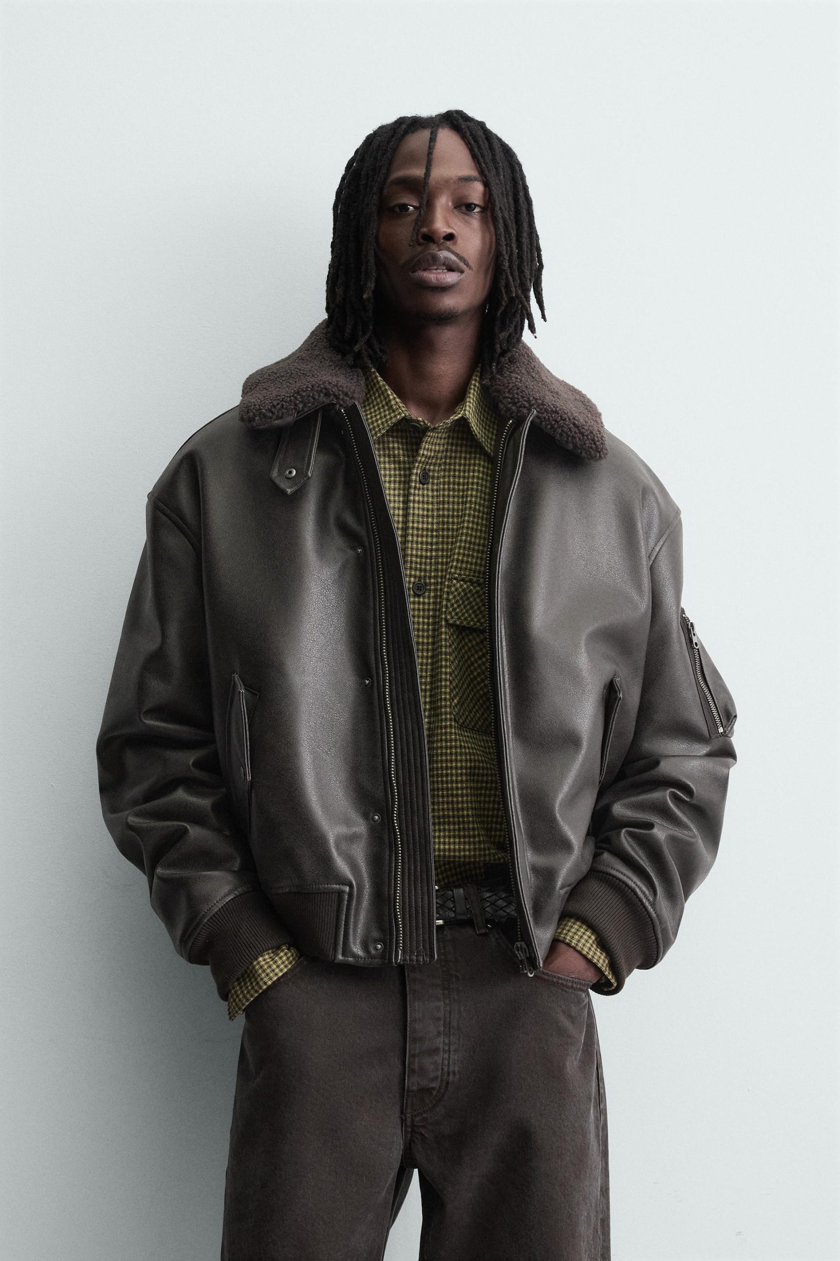LEATHER EFFECT JACKET WITH DETACHABLE COLLAR MARO
