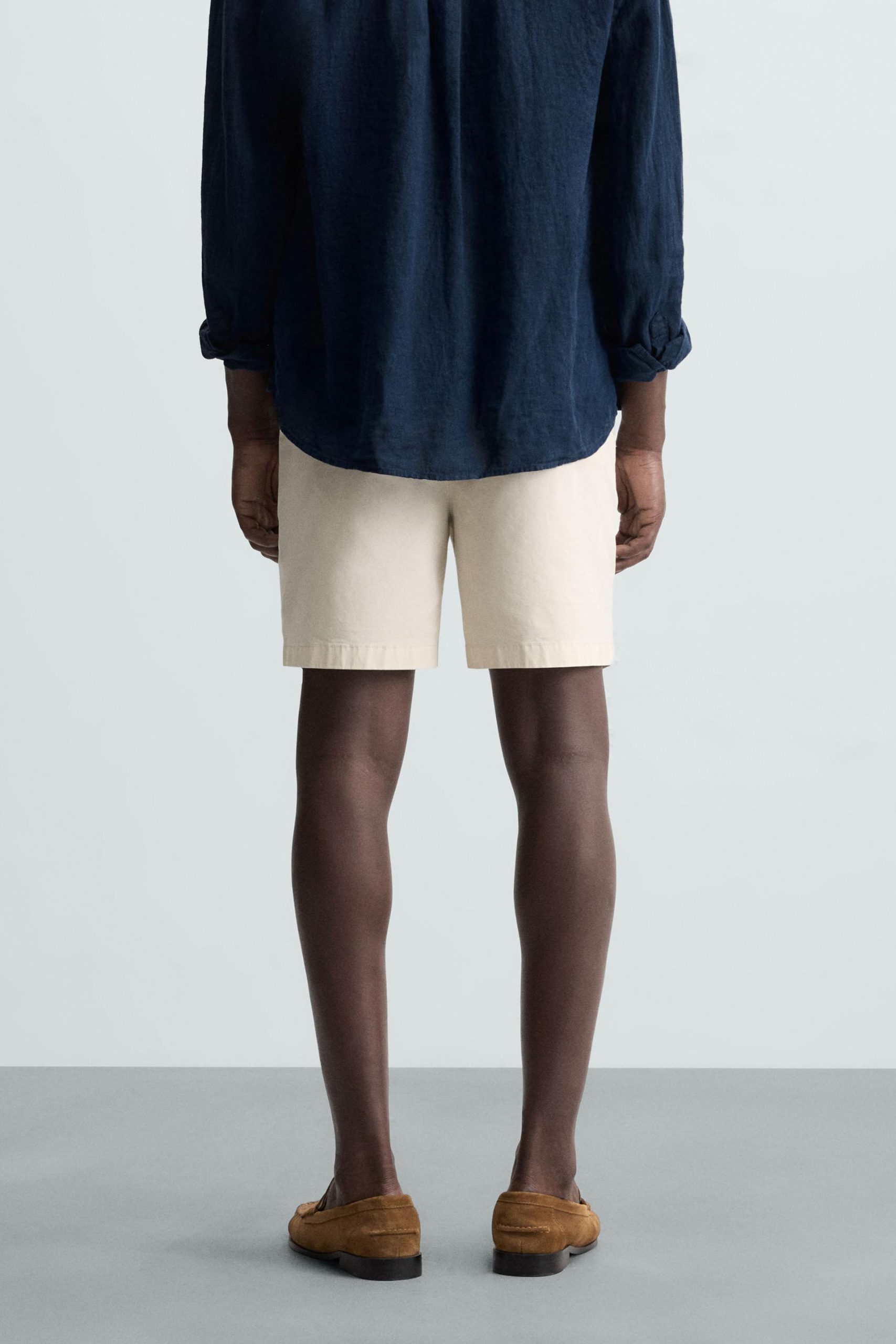PLEATED REGULAR FIT BERMUDA SHORTS MARO - Ảnh 6